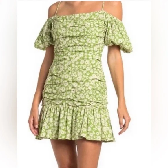 astr green floral mini dress ASTR the Label Clarita Dress in Green Blue Floral Small New Womens Satin  Mini